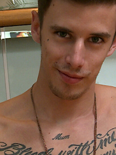 Tall & Tattood Straight Lad Damian jacking off