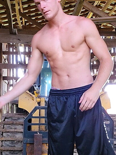 Connor Woods Tractor Jerk-Off Peep, Scene #01