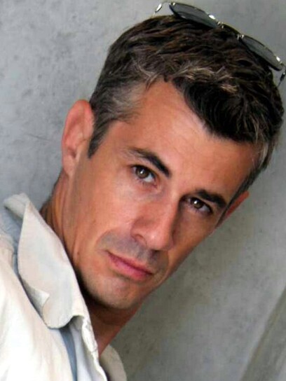 Sexy mature man Marc naked